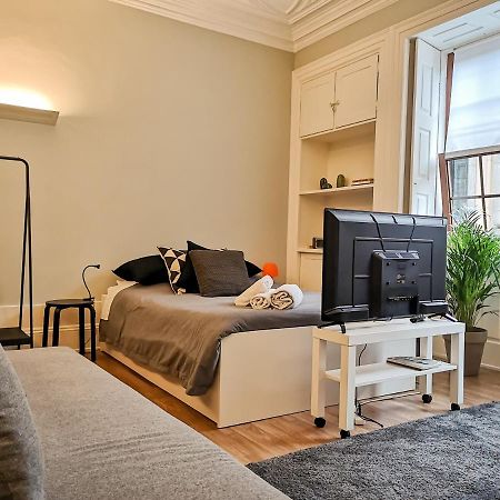 Baixa24 •P1R• Brand New Apt In The Historic Center Порту Екстер'єр фото