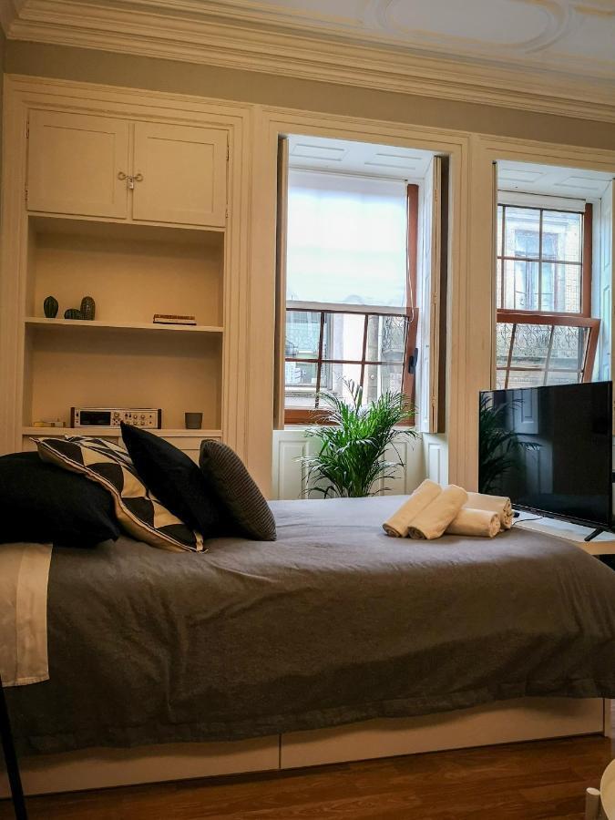 Baixa24 •P1R• Brand New Apt In The Historic Center Порту Екстер'єр фото